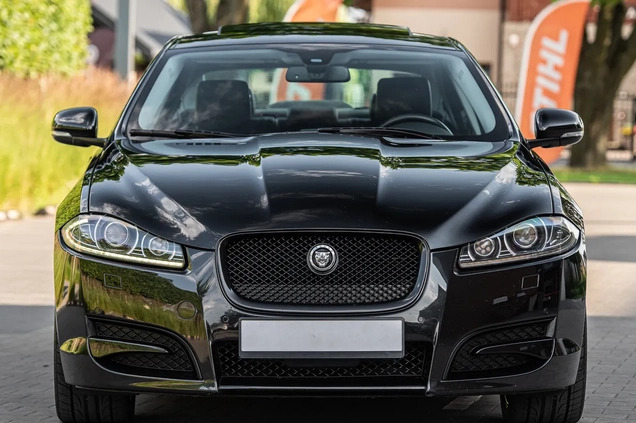 Jaguar XF cena 66900 przebieg: 280123, rok produkcji 2014 z Kowal małe 407